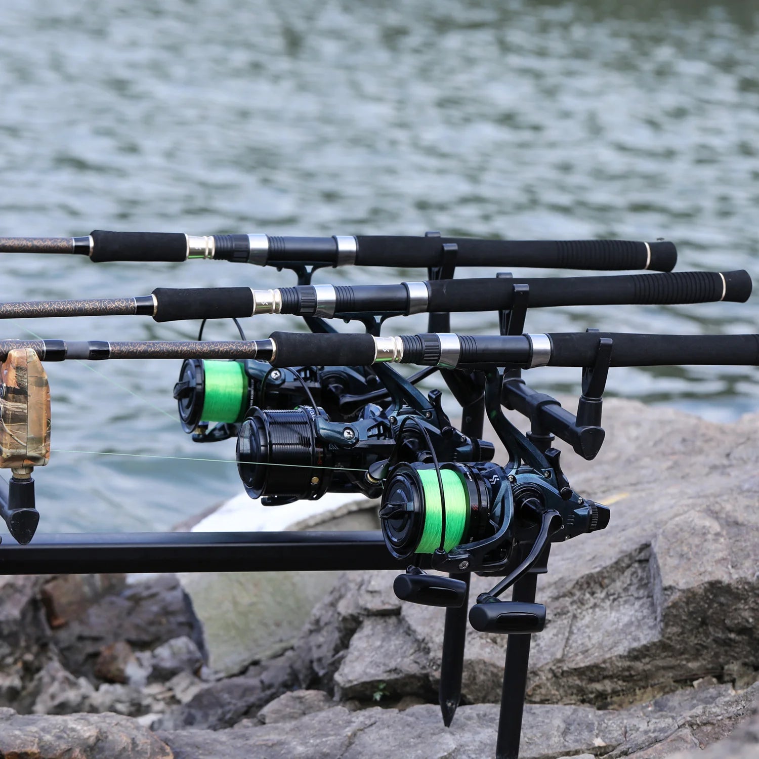 Sougayilang 8000-12000 Series Carp Fishing Reel Spinning Reel Max Drag 25kg Surf Fishing Reels Freshwater Saltwater Sea Fishing - Action Outdoors Kiwi