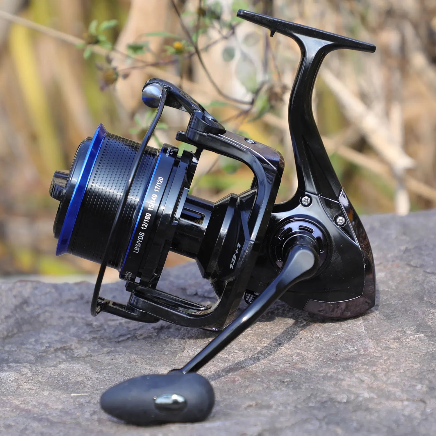 Sougayilang 8000-12000 Series Carp Fishing Reel Spinning Reel Max Drag 25kg Surf Fishing Reels Freshwater Saltwater Sea Fishing - Action Outdoors Kiwi