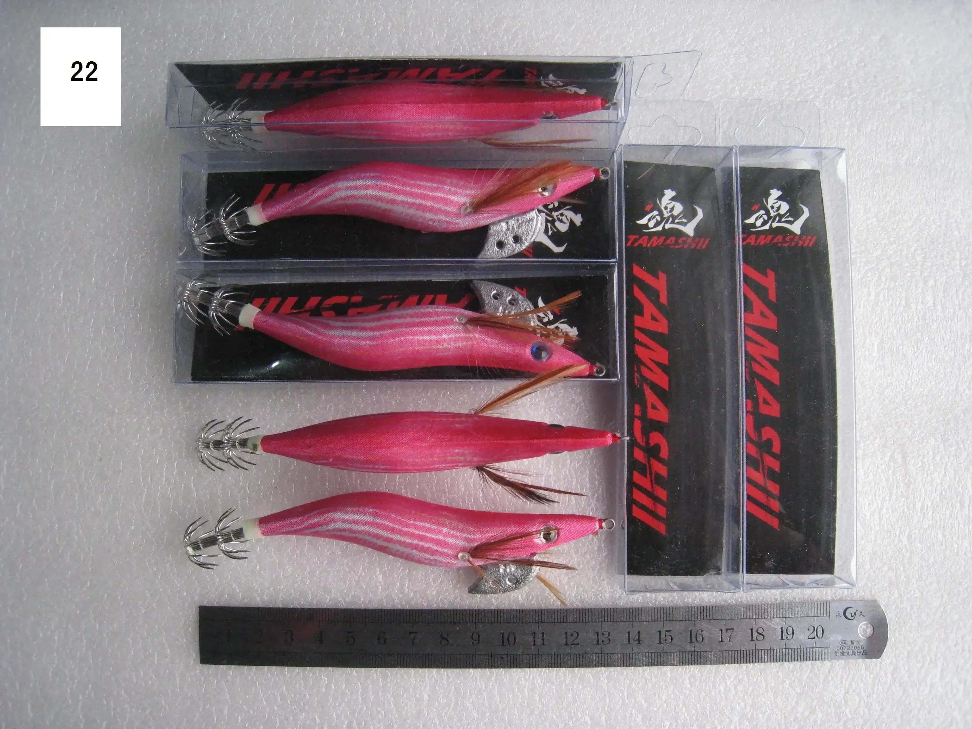 China China 22 / 2.5 20pcs 3.5# squid jigs (13.5cm 20g)squid hook fishing lure ,jig bait, wood shrimp.fishingtackle .