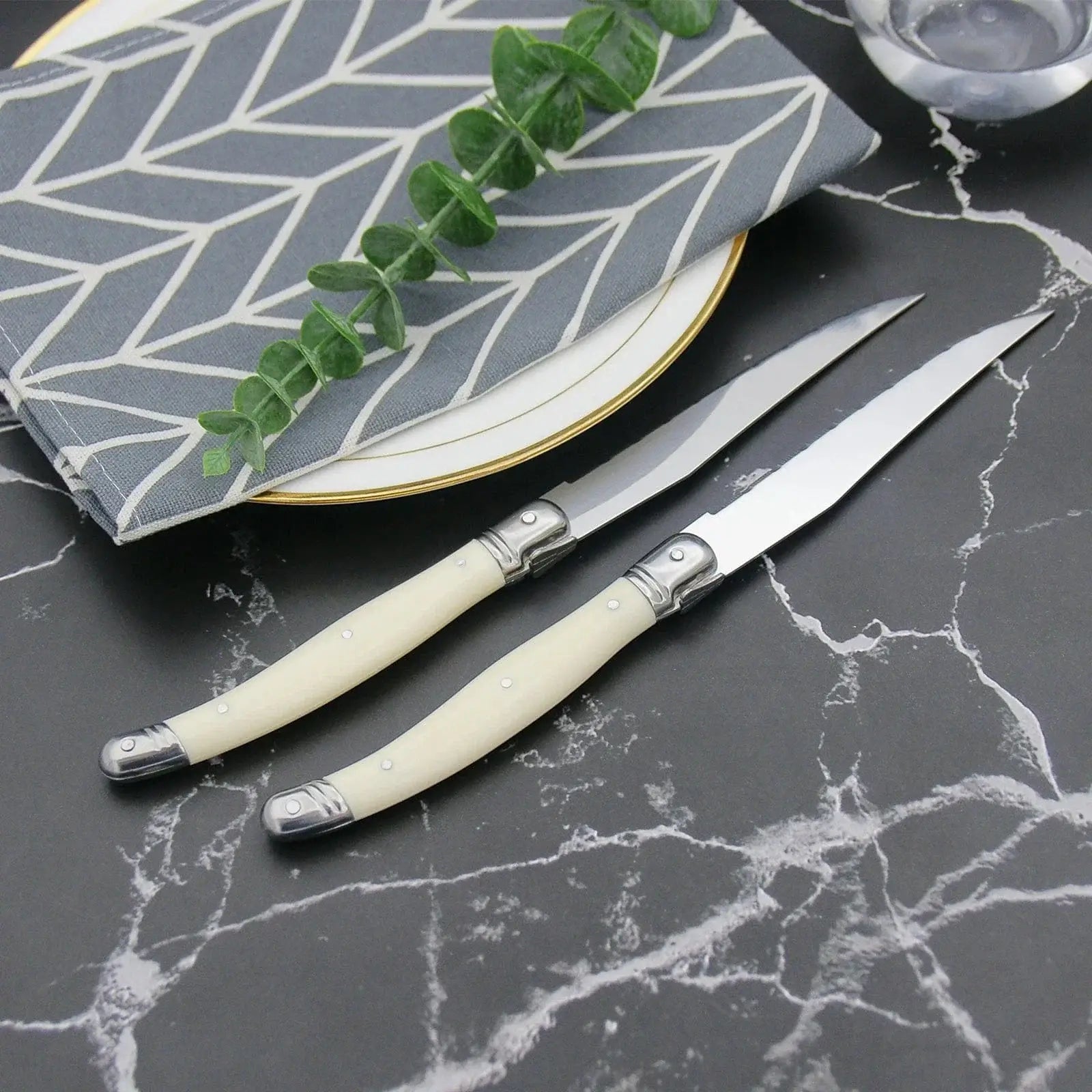 China China 4/6/10/12pcs Laguiole Steak Knife set Pear White Plastic Handle Table Knives 9in 23.5cm Dinner Knifes Household Cutlery Flatware