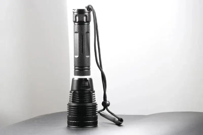 China China XHP70.2 Diving Flashight 26650 IPX8 Waterproof Scuba Divi Lamp Lanterna Amphibious Powerful Aluminum Torch Underwater for Diver