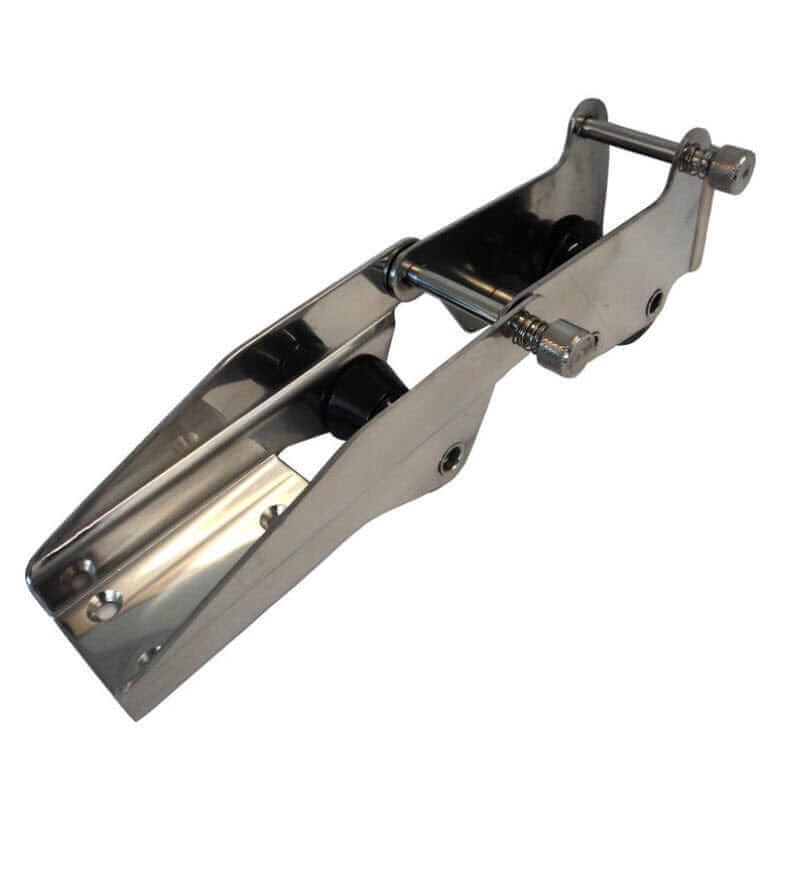 MaxTek Bow Rollers & FairLeads maXtek 300 Bow Roller - Self launching