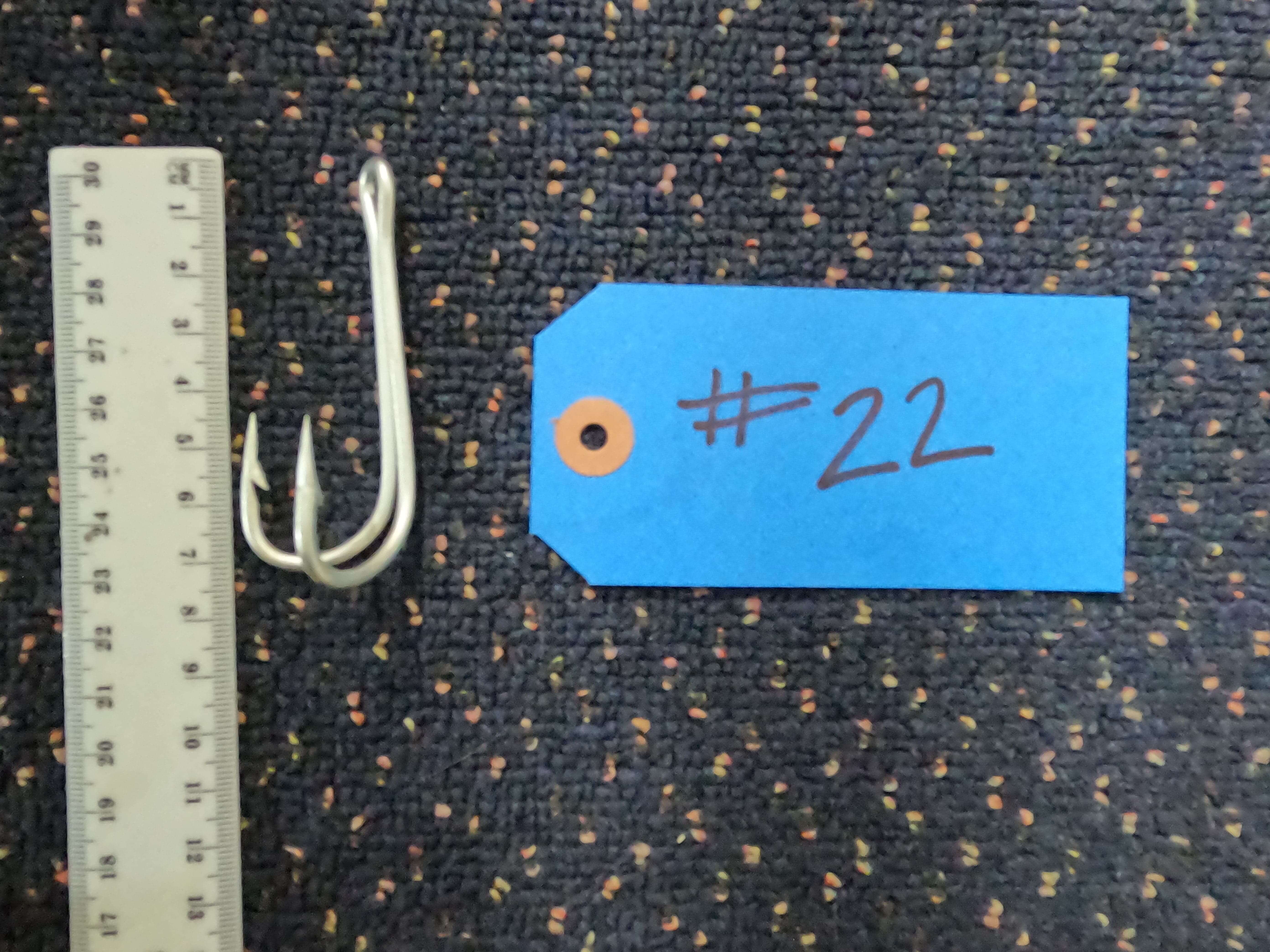 MUSTAD HOOKS No.22 Double Tuna Trolling Hook - 1 piece