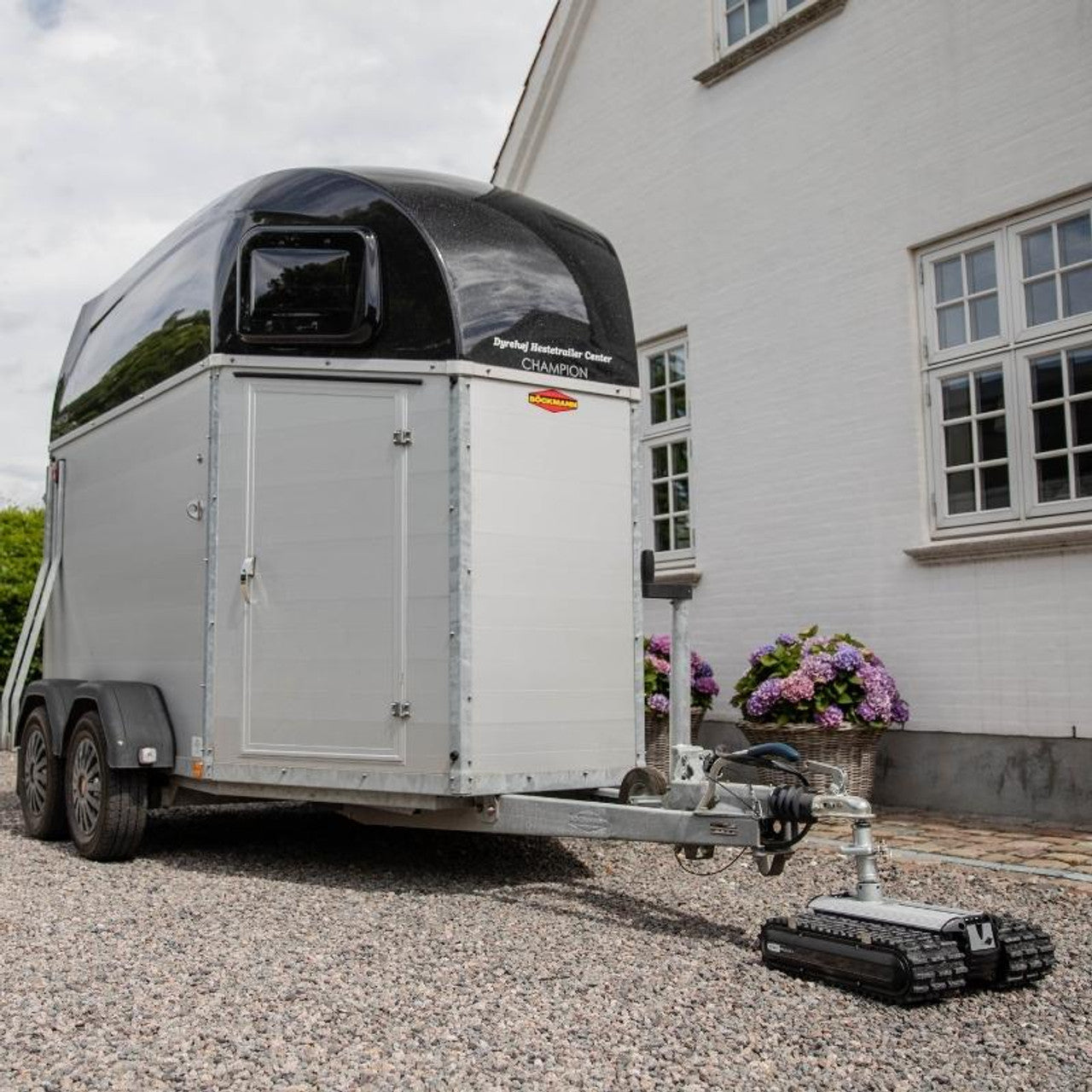 Remote Robot Camper Trolley RT4500 4500kg - Action Outdoors Kiwi