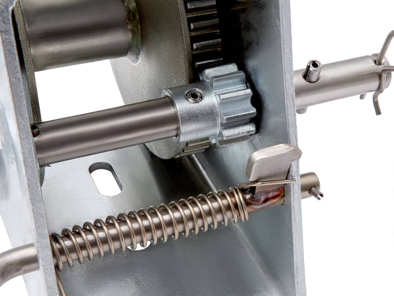5:1 & 1:1 Manual Trailer Winch - Action Outdoors Kiwi