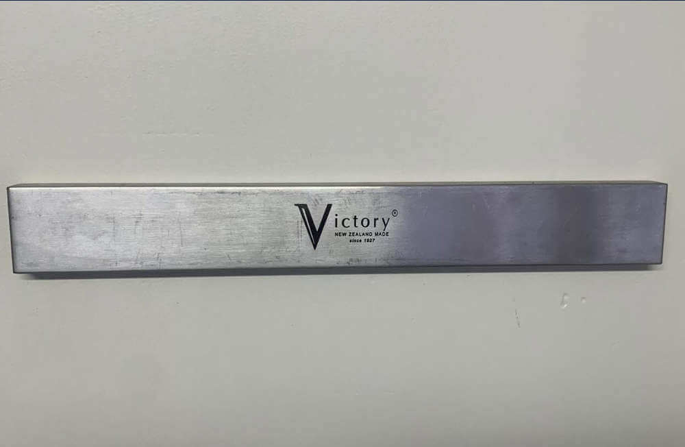 Victory Knives Victory Knives Accessories Victory Magnetic Knife Rack 400mm