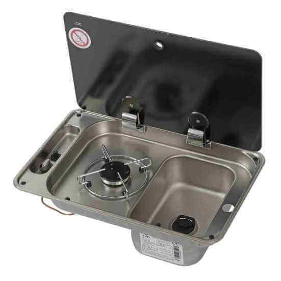 Maximizing Small Kitchen Spaces with a Rectangular Gas Hob Cooker and Built-In Sink