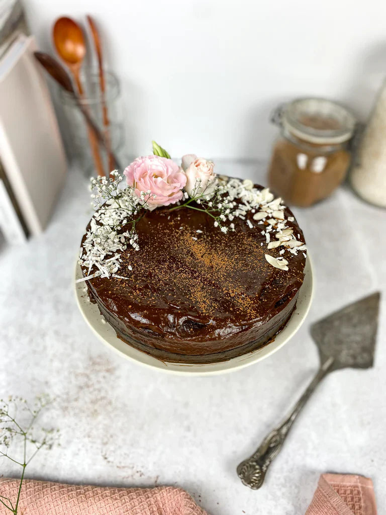 Flourless Chocolate Cake with Ganache
