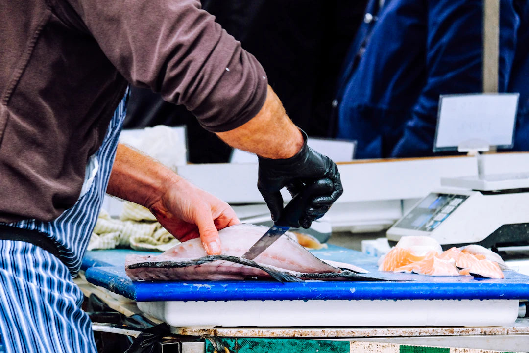 Essential Guide to Choosing Filleting Knives for Fish Preparation