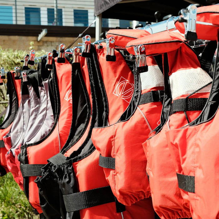 Comfortable Manual Lifejackets for Safe Fishing Trips