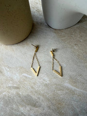 Kōrama V Gold Earrings by Tahana Jewellery