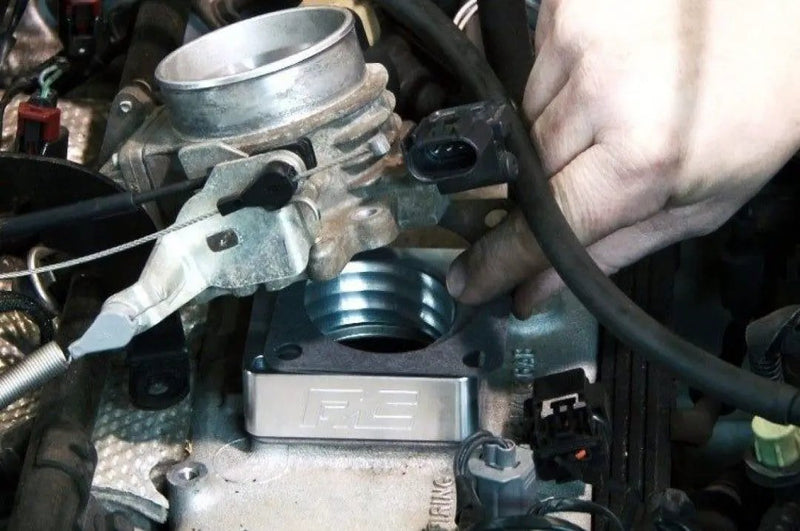 Throttle Body Spacer Jeep Cherokee XJ/Comanche MJ/Wrangler TJ by Magwarehouse.com