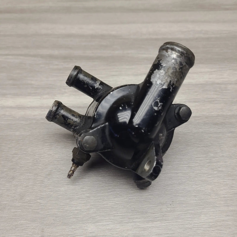 VT250F (MC08) Thermostat housing and temp sender by Motor Morgue