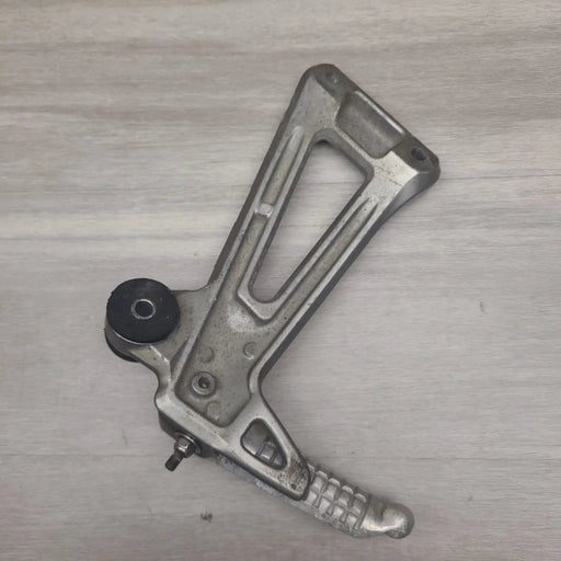 GSF250V Right passenger peg mount by Motor Morgue