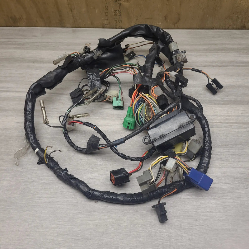 GSF250V Wiring loom by Motor Morgue