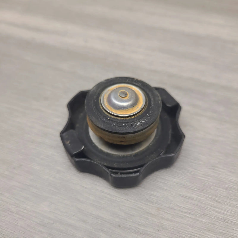 GSF250V Radiator Cap by Motor Morgue