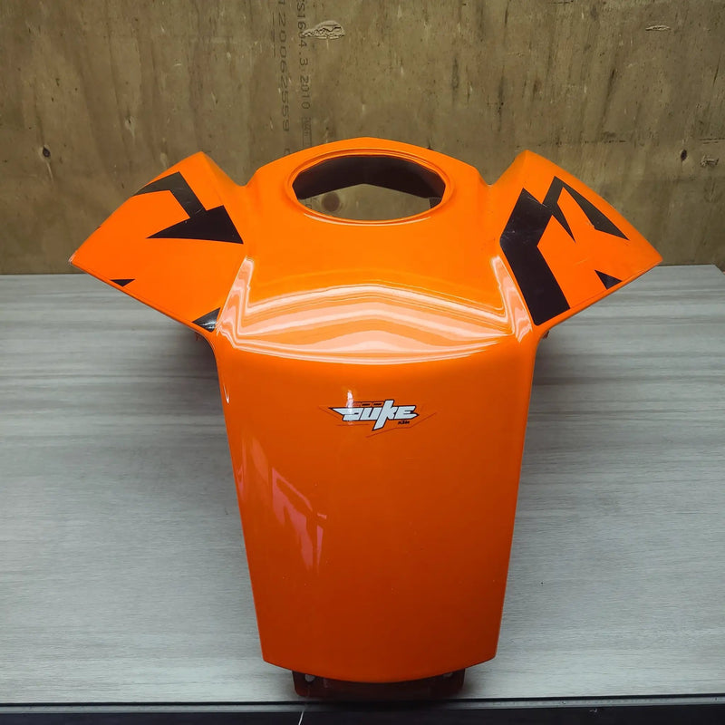 Duke 200 Tank shroud by Motor Morgue