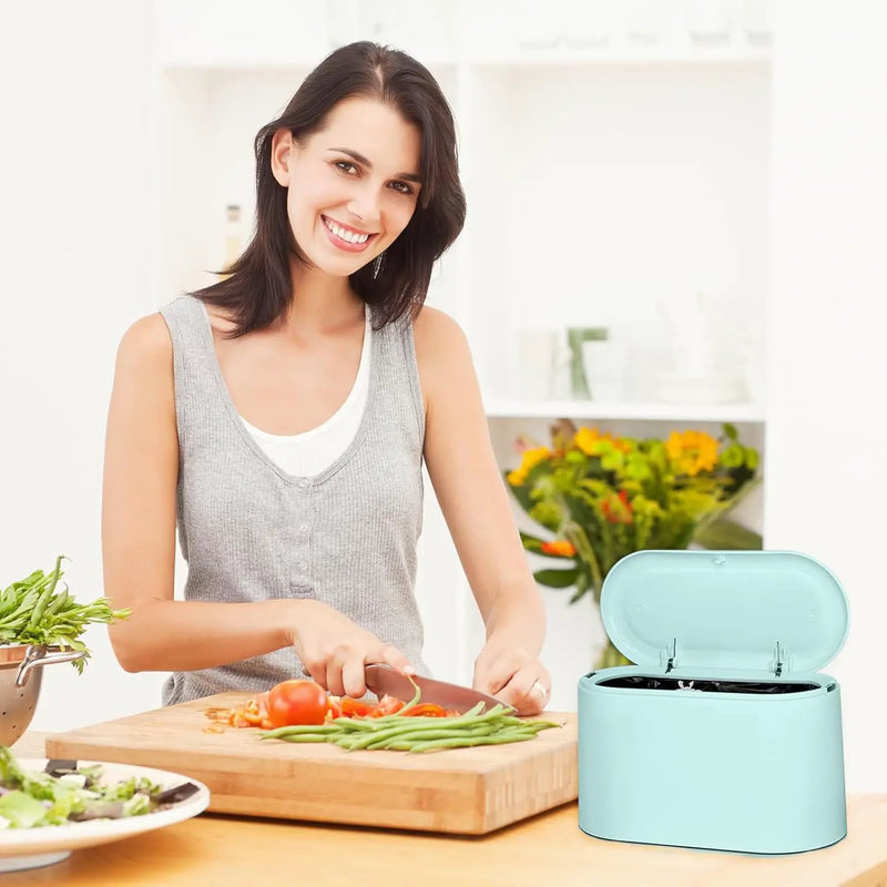 Desktop Trash Can with Lid by salelink.co.nz