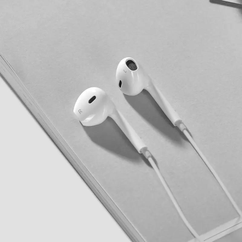 Wired Earphone by salelink.co.nz