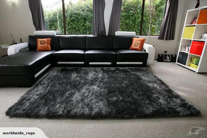 Silk Black/White rug 2x1.4m by Kiwi Grab