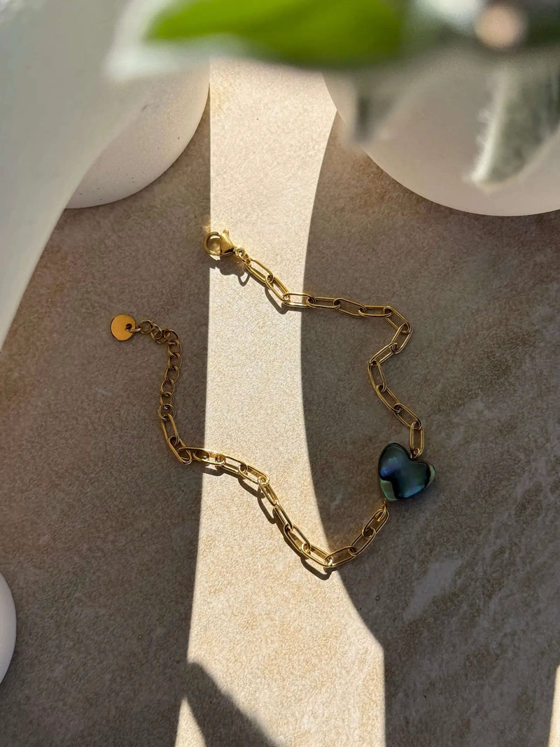 Pāua Gold Heart Bracelet by Tahana Jewellery