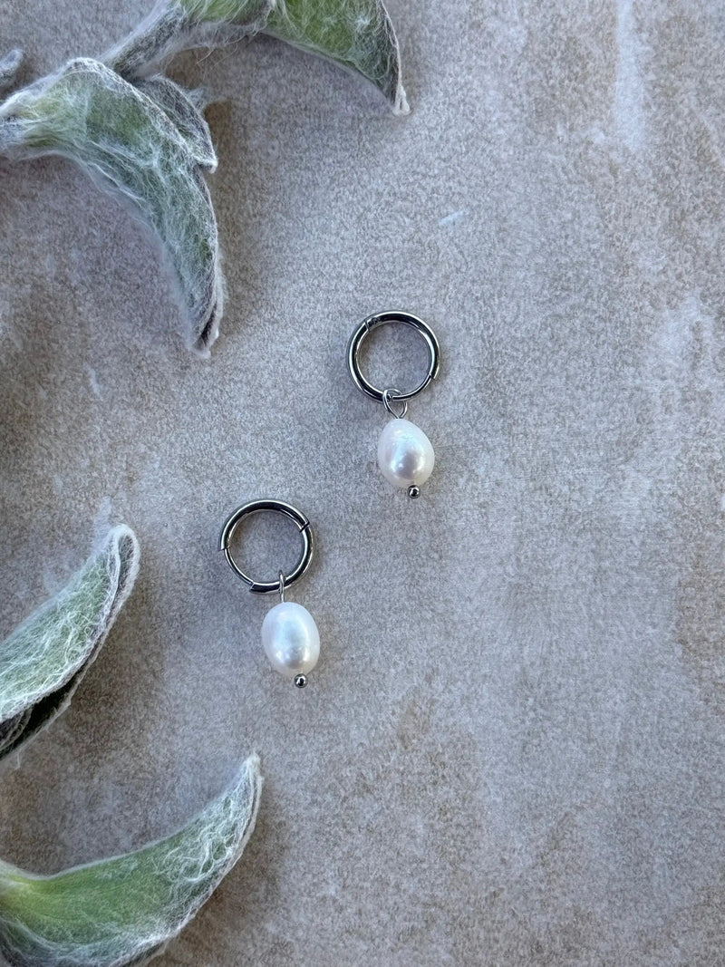 Heitiki Pearl Silver Huggies by Tahana Jewellery