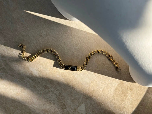 Whetū Pango Bracelet by Tahana Jewellery