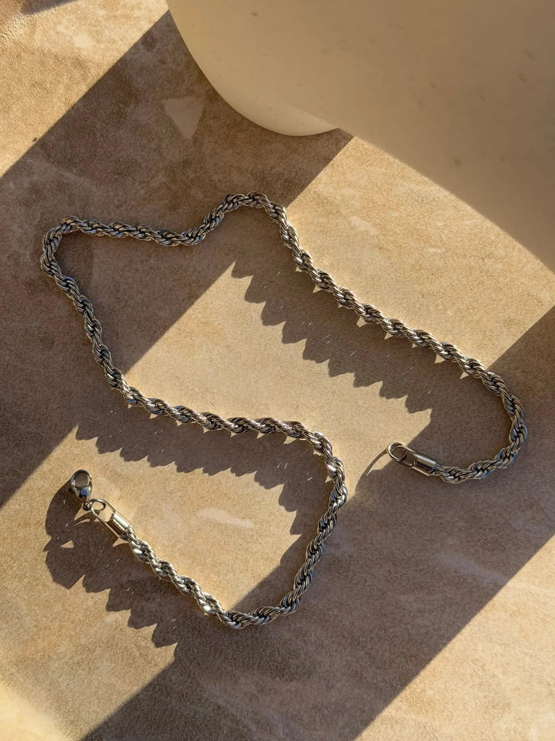 Hiriwa Kōrere Silver Necklace ( Unisex ) by Tahana Jewellery