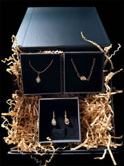 The Whetū Ata Gold Set by Tahana Jewellery