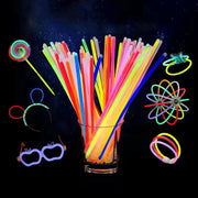 Glow Sticks (Pack of 100) by 9eight5