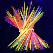 Glow Sticks (Pack of 100) by 9eight5