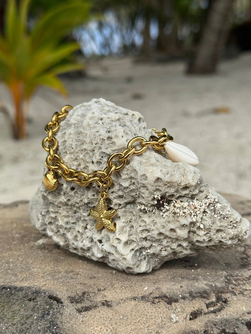 Moana Toiora Gold Bracelet by Tahana Jewellery