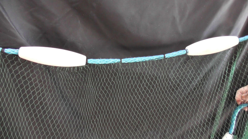 90m Commercial Floating Piper Net close-up showing durable construction and buoyant floats.