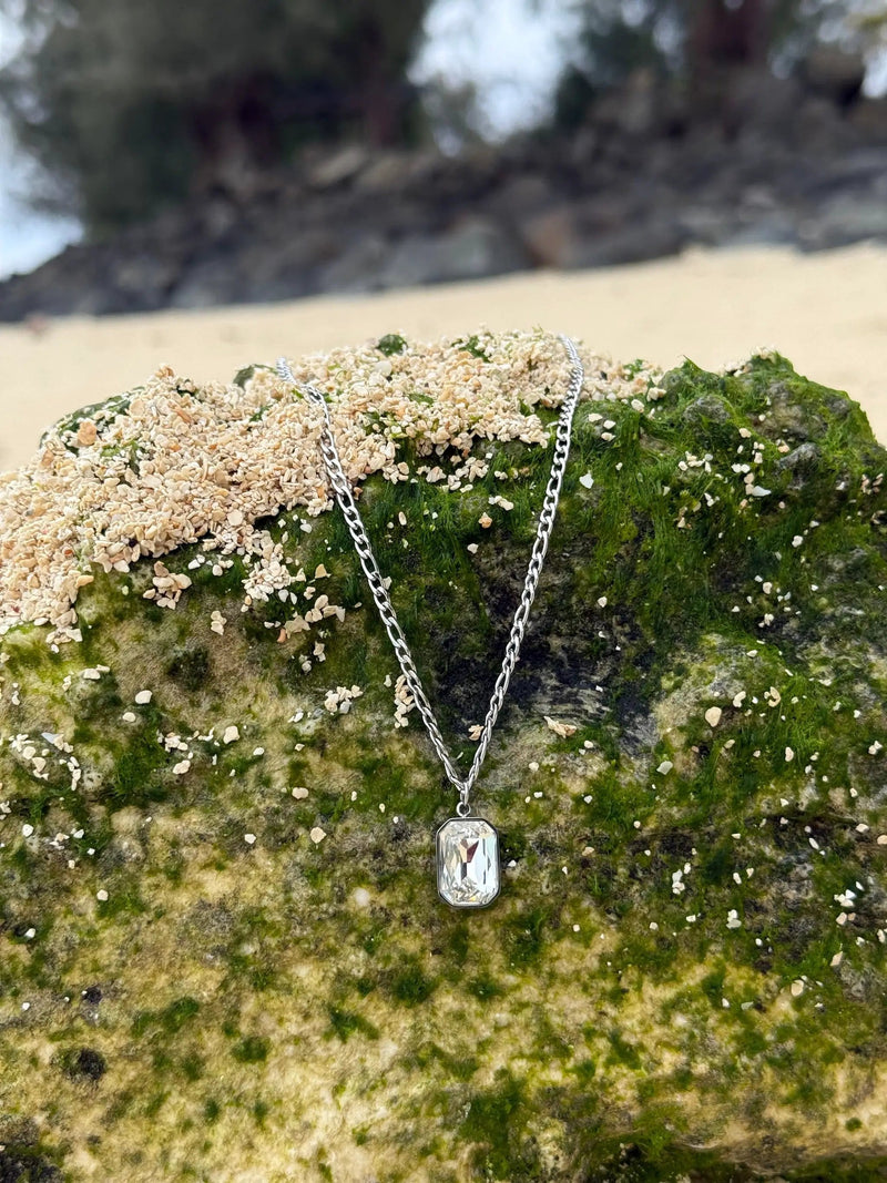 Taimana Mā Silver Necklace by Tahana Jewellery