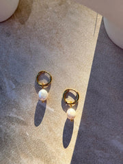 Heitiki Pearl Gold Huggies by Tahana Jewellery
