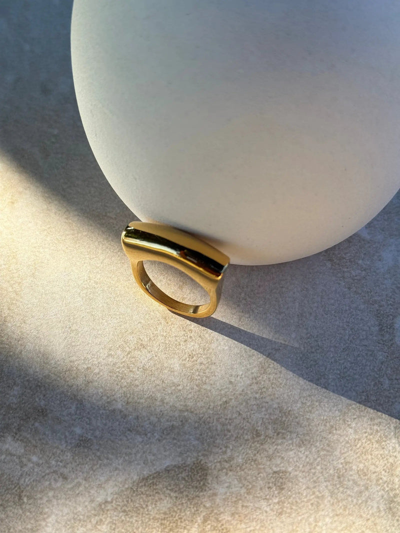 Toki Koura Gold Ring by Tahana Jewellery