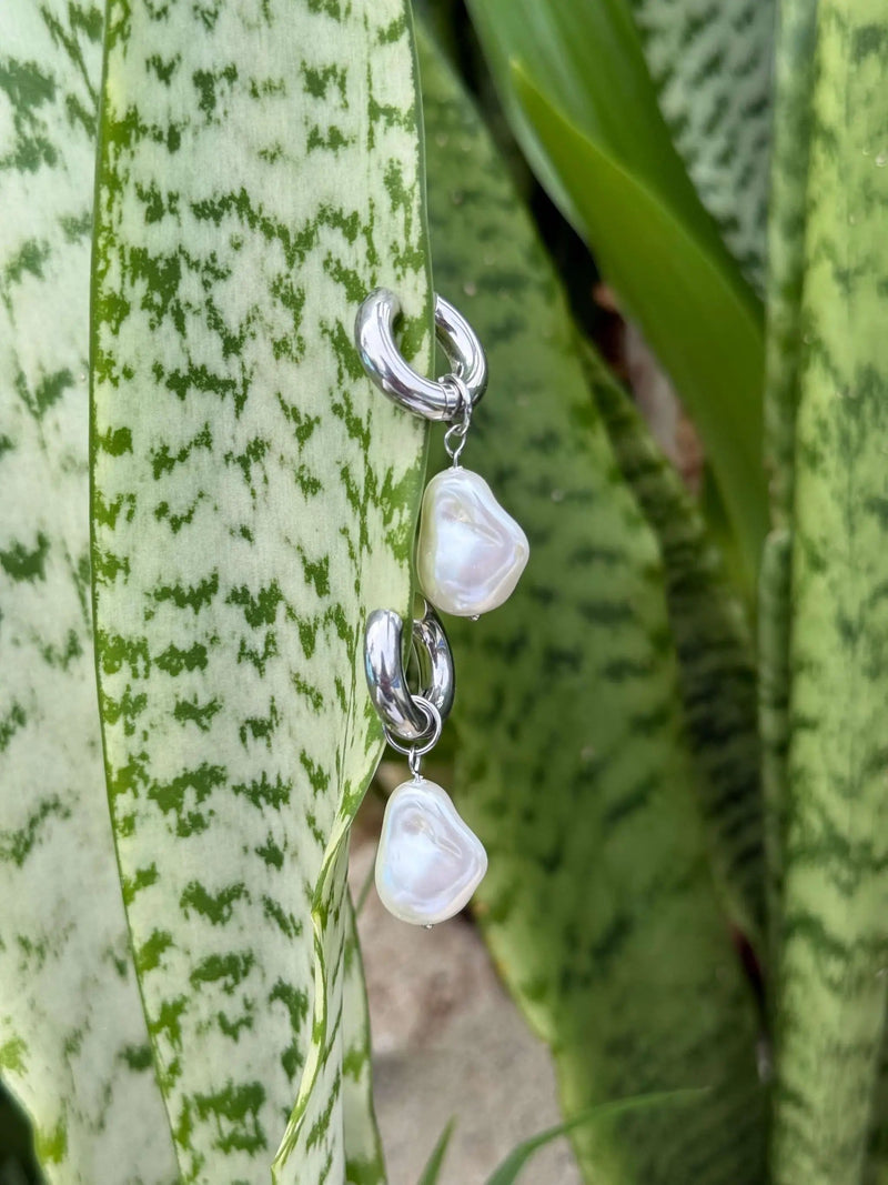Hine Moana Pearl Silver Huggies by Tahana Jewellery