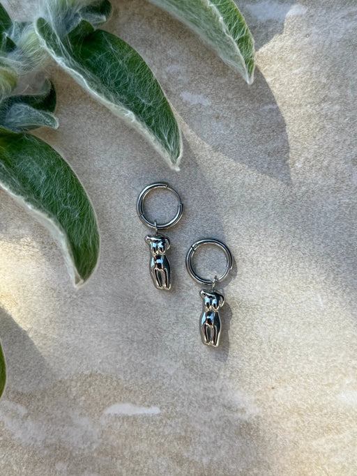 Tahana Jewellery Earrings Wāhine Tinana Silver Huggies Wāhine Tinana Silver Huggies