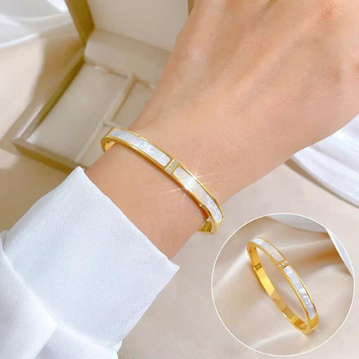Poppy Gifts Jewellery Pearl Luxe Gold Bangle Bracelet Pearl Luxe Gold Bangle Bracelet