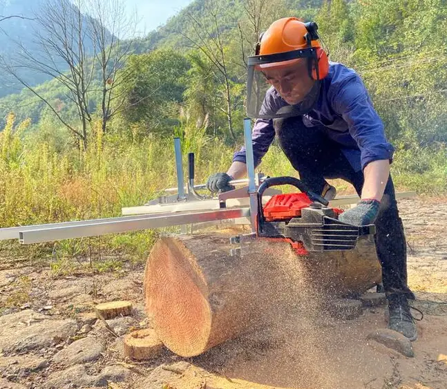 20” Portable Chainsaw Mill by salelink.co.nz