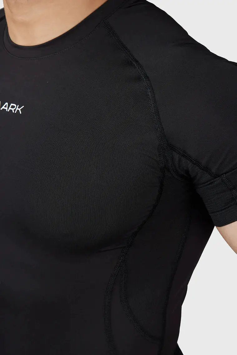 Compression 2.0 T-shirt Black by Fuaark Nz