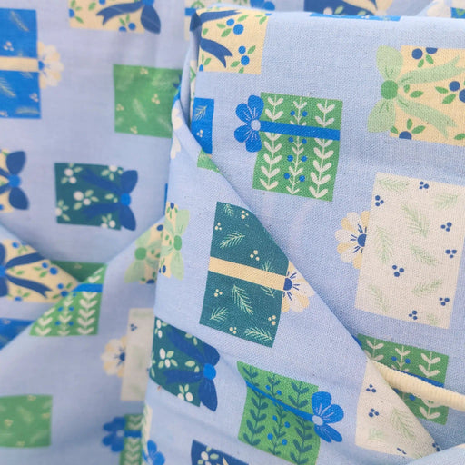 Waste Free Celebrations Furoshiki Wrapping Cloths Folk Gaver - 4 Furoshiki Gift Wraps Folk Gaver - 4 Furoshiki Gift Wraps