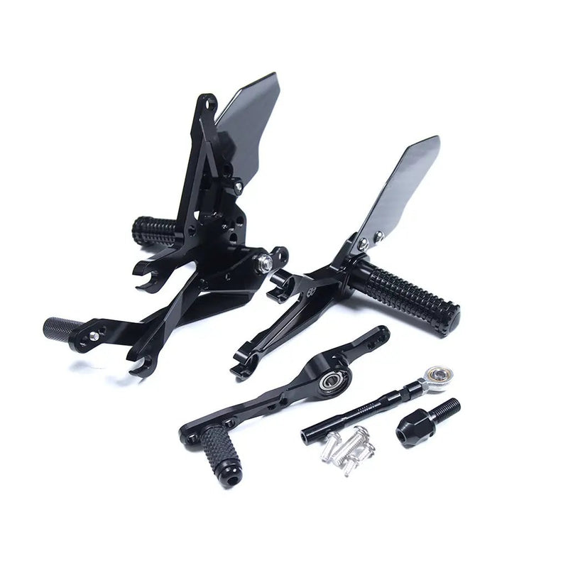 YAMAHA R7 (Foot Rest) Dry Carbon by CARBONISE