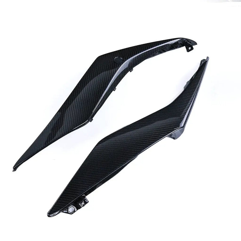 YAMAHA R3 (Tank Side Cover) Dry Carbon by CARBONISE