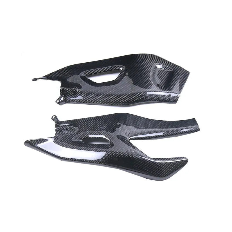 YAMAHA R1 (2015-2019) (Swingarm Cover) Dry Carbon by CARBONISE