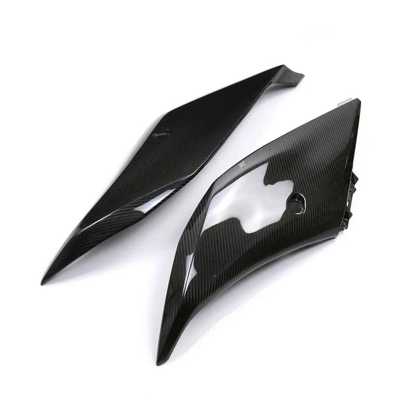 YAMAHA R3 (Front Side Cover) Dry Carbon by CARBONISE