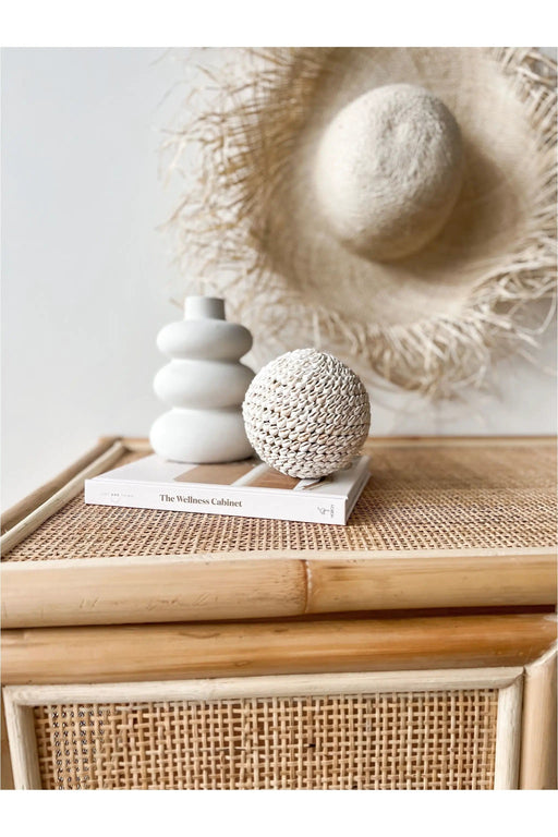 Inkah Limited Natural White Shell Ball Trio Set For Coastal Decor Natural White Shell Ball Trio Set For Coastal Decor