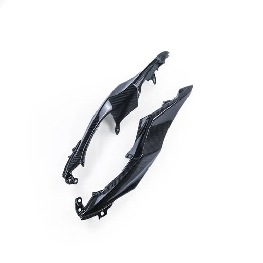 GSXR1000 2017+ (Tail Seat Side Fairing) Dry Carbon by CARBONISE