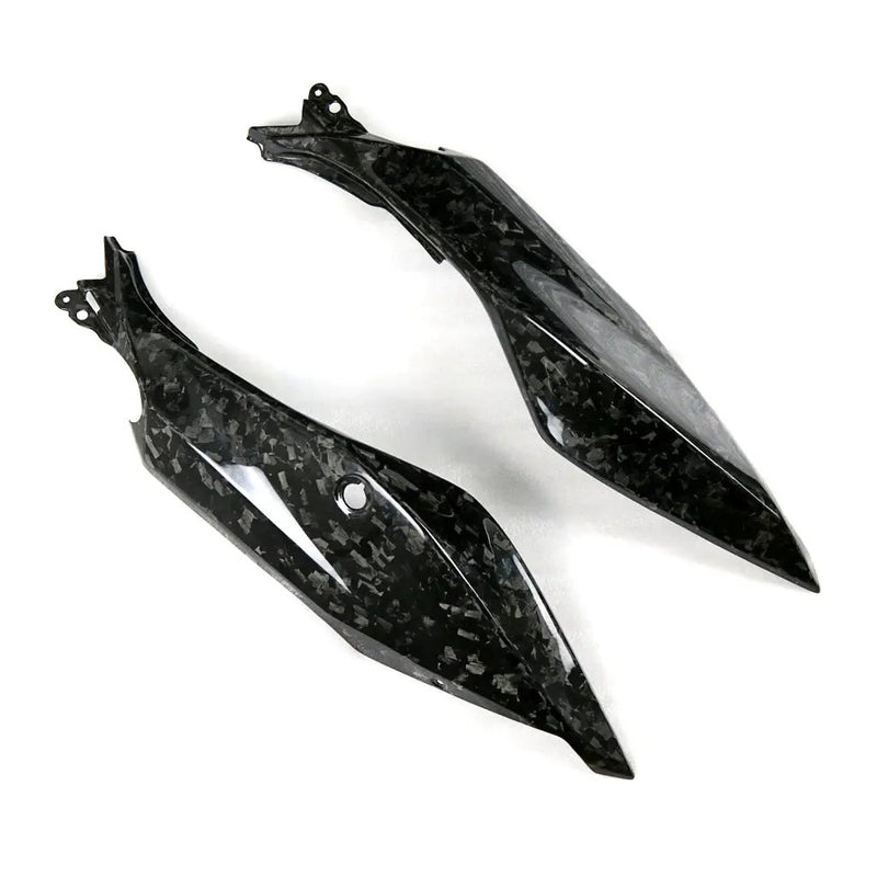 KAWASAKI Ninja 400 (Tail Fairings, Side) Dry Carbon by CARBONISE