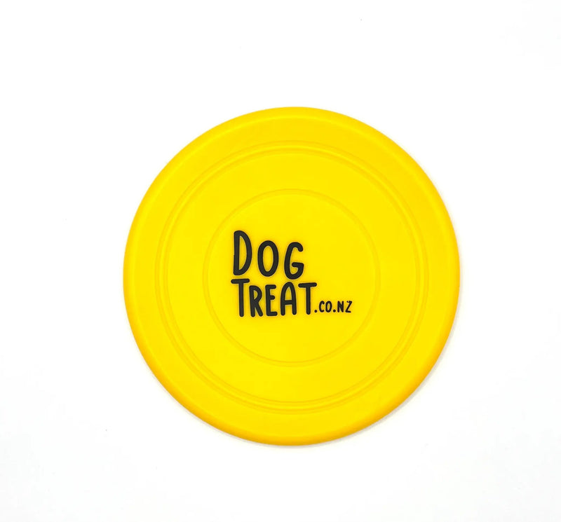 Frisbee by DogTreatNZ